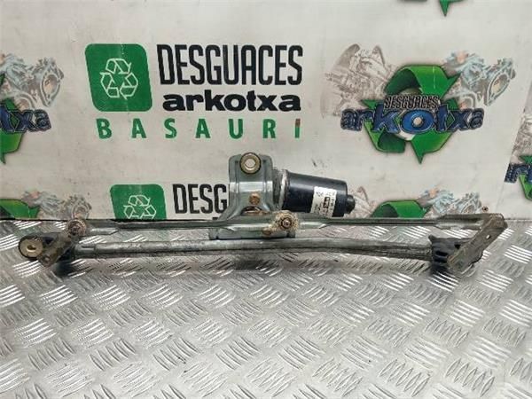 MOTOR LIMPIAPARABRISAS DEL. Fiat Stilo 1.9 JTD (192A) 115CV (2001-2006) (85 KW) - 26685 / 192A1000 2