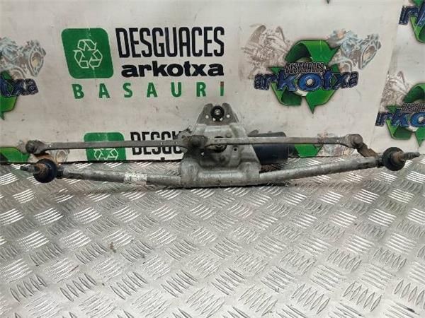 MOTOR LIMPIAPARABRISAS DEL. Renault Kangoo 1.9 (47 KW) - 26797 / F8QP6 2