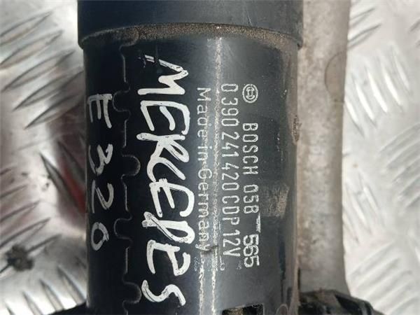 MOTOR LIMPIAPARABRISAS DEL. Mercedes 320 3.2 CDI E (W211) 204CV (2002-2008) (150 KW) - 26800 / 648 961