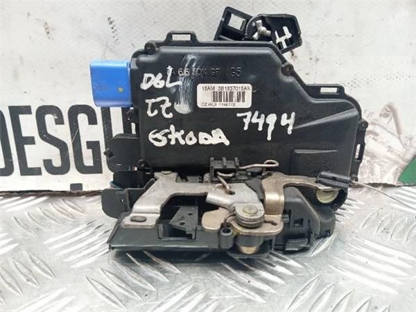 CERRADURA PUERTA DEL. DCHA. Skoda Fabia 1.2 G (6Y2) 64CV (2003-2008) (47 KW) - 26814 / BME