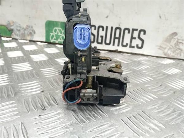 CERRADURA PUERTA TRA. IZDA. Skoda Fabia 1.2 G (6Y2) 64CV (2003-2008) (47 KW) - 26815 / BME