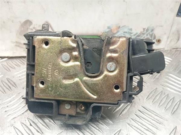 CERRADURA PUERTA TRA. DCHA. Volkswagen Polo 1.9 D III (6N1) 64CV (1994-1999) (47 KW) - 28505 / AEF