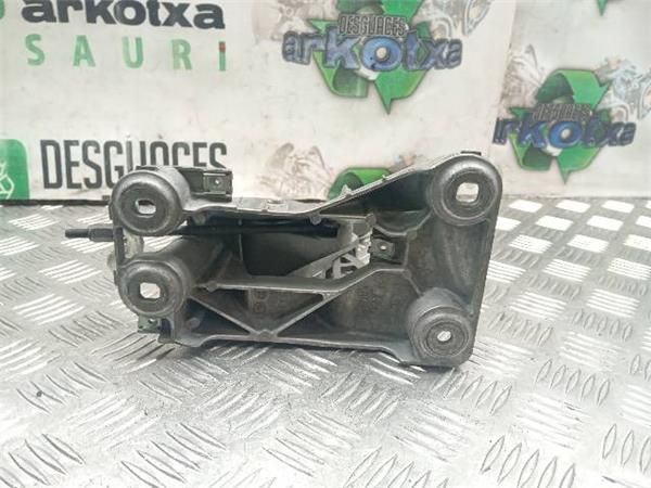 PALANCA FRENO DE MANO Volkswagen Golf 1.4 G (1K1) (55 KW) - 28509 / BCA