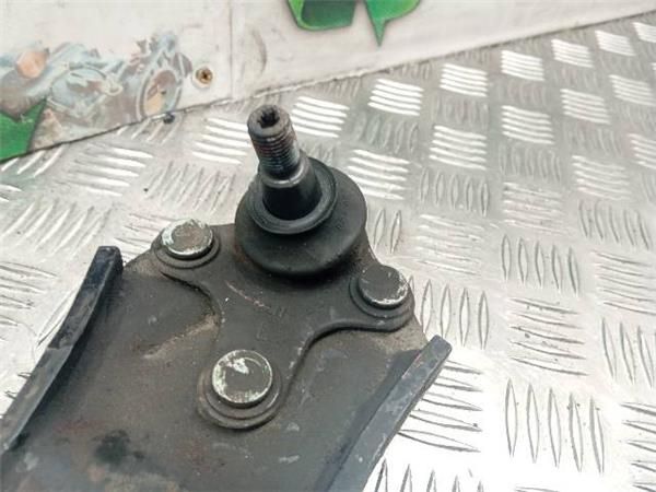 BRAZO SUSPENSION DEL. IZDO. Volkswagen Golf 1.4 G (1K1) (55 KW) - 28573 / BCA
