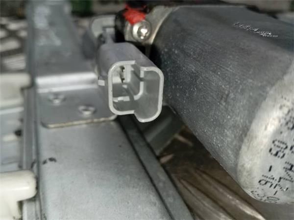 MOTOR ELEVALUNAS DEL. IZDO. Peugeot Partner 1.6 HDI 75CV (2008-2018) (55,2 KW) - 28684 / 9HT O 9H03