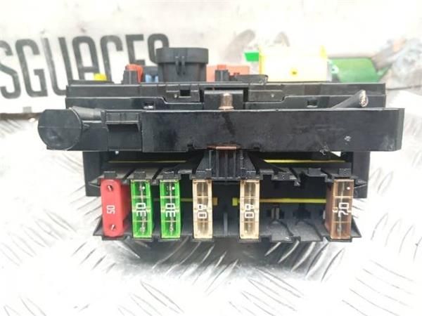 CAJA FUSIBLES/RELE Peugeot 307 1.6 HDI BREAK (3E) 90CV (2005-2008) (66 KW) - 28754 / 9HX