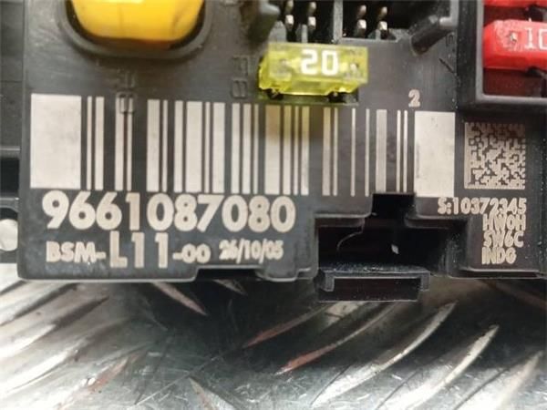CAJA FUSIBLES/RELE Peugeot 307 1.6 HDI BREAK (3E) 90CV (2005-2008) (66 KW) - 28754 / 9HX