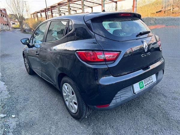 Renault Clio IV (2012->)1.2 Authentique [1,2 Ltr. - 54 kW 16V]  - 4646