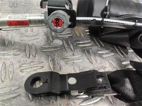 PRETENSOR ASIENTO DEL. IZDO. Volvo V50 2.0 (107 KW) - 2527 / B4164S3