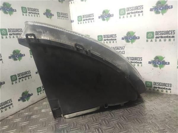 FARO DEL. IZDO. Chrysler Voyager 2.5 CRD (105 KW) - 4777 / D7 O VM07C