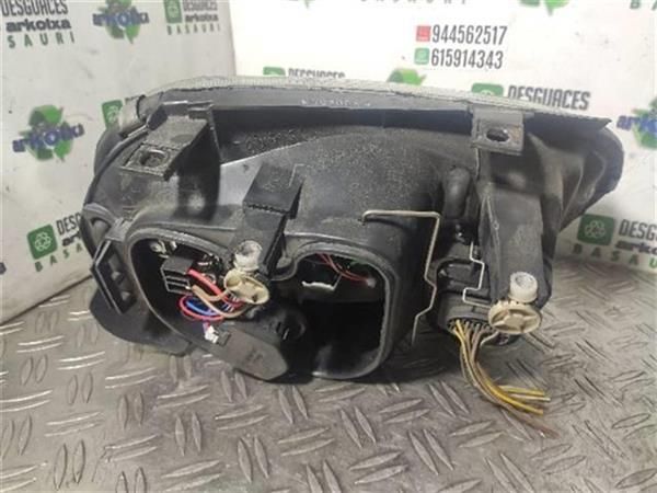 FARO DEL. IZDO. Volkswagen Golf 1.6  (1J1) (74 KW) - 8759 / AKL 2