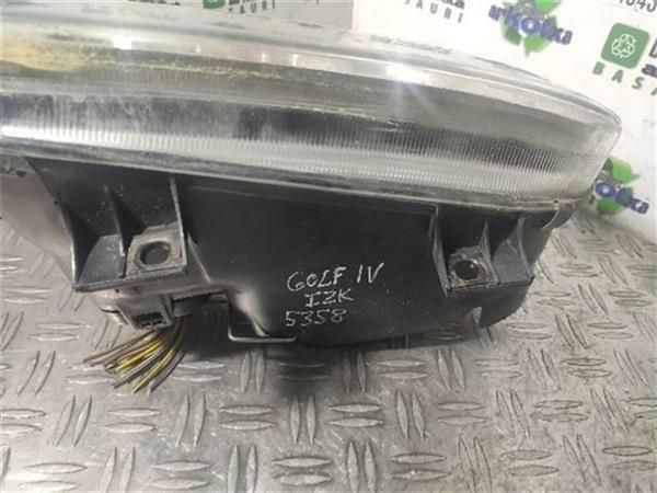 FARO DEL. IZDO. Volkswagen Golf 1.6  (1J1) (74 KW) - 8759 / AKL