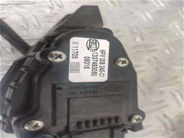 POTENCIOMETRO PEDAL GAS Peugeot Boxer 2.2 HDI 350LHS (74 KW) - 8801 / 4HY