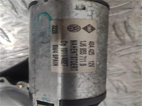 MOTOR LIMPIAPARABRISAS TRA. Volkswagen Golf 1.6  (1J1) (74 KW) - 8953 / AKL