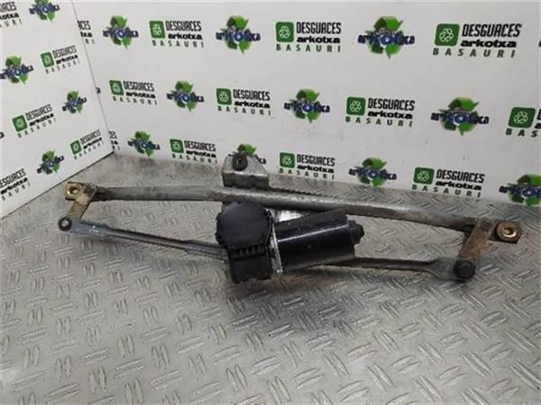 MOTOR LIMPIAPARABRISAS DEL. Audi A6 2.5 TDI (4B2) (132 KW) - 9327 / AKE