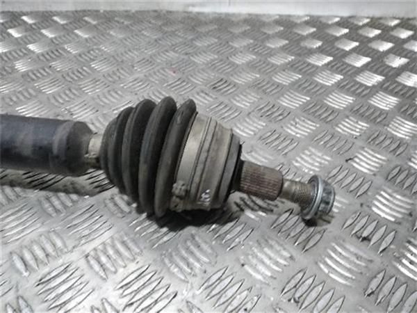 TRANSMISION DEL. DCHA. Audi A3 1.6 G (8L) (74 KW) - 9399 / AKL 2