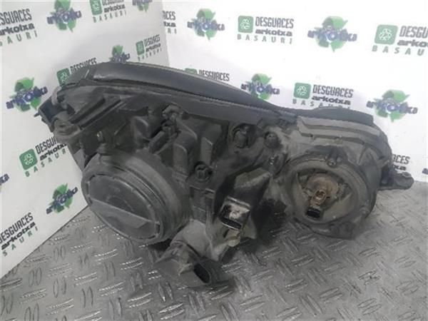 FARO DEL. IZDO. Mercedes 270 2.7 CDI (130 KW) - 9613 / 647961