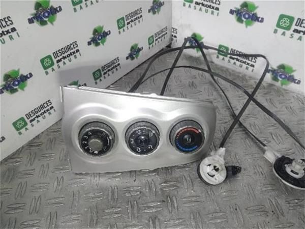 MANDOS CALEFACCION / A.A. Toyota Yaris 1.4 D (66 KW) - 9623 / 1ND