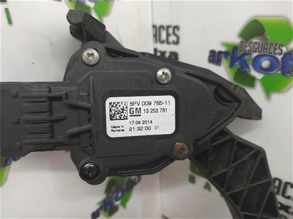 PEDAL ACELERADOR Opel Zafira 1.8  A (85 KW) - 9818 / X18XE1