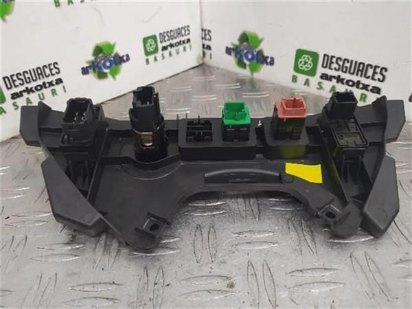INTERRUPTOR LUCES EMERGENCIA Citroen Berlingo 1.6 HDI (66 KW) - 9899 / 9HP 9H06