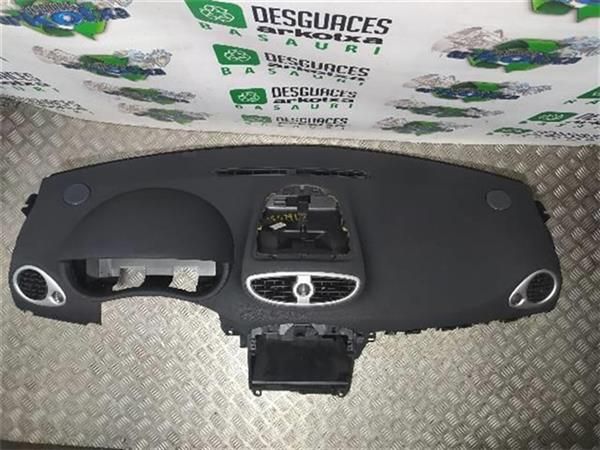 SALPICADERO Renault Clio 1.2  III 75CV (55 KW) - 10084 / D4FD7 2