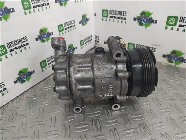 COMPRESOR AIRE ACOND. Renault Clio 1.1 (43 KW) - 10269 / D7F G7