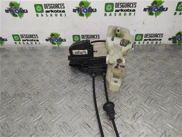 CERRADURA PUERTA DEL. DCHA. Hyundai i30 1.4 (80 KW) - 10521 / G4FA