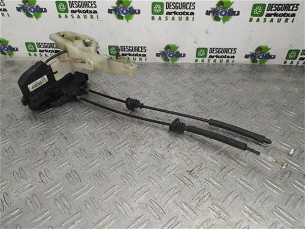 CERRADURA PUERTA DEL. DCHA. Hyundai i30 1.4 (80 KW) - 10521 / G4FA