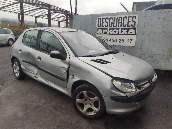 COMPRESOR AIRE ACOND. Peugeot 206 1.4 HDI (50 KW) - 10556 / 8HX
