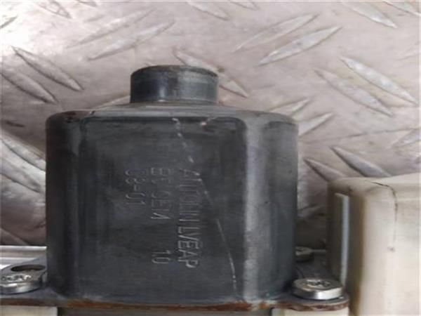 ELEVALUNAS ELECTRICO TRA. IZDO. Citroen C4 1.6 HDI (80 KW) - 10855 / 9HY