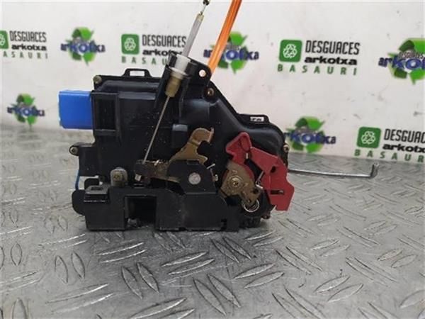 CERRADURA PUERTA TRA. IZDA. Audi A3 2.0 TDI (8P) (103 KW) - 10896 / BKD 2