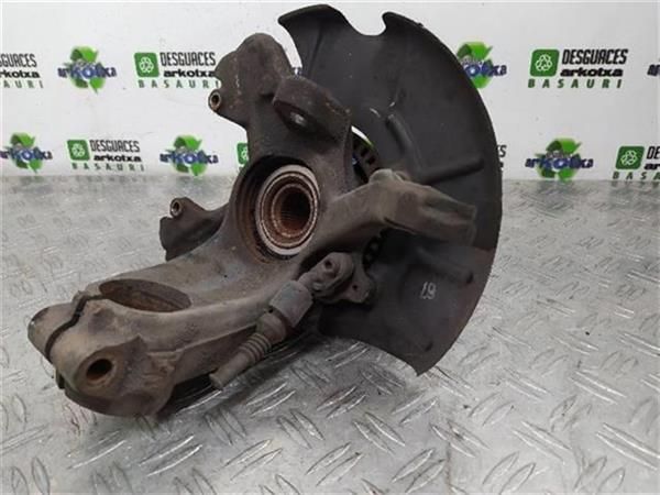 MANGUETA DEL. IZDA. Volkswagen Golf 1.6  (1J1) (77 KW) - 11115 / ATN