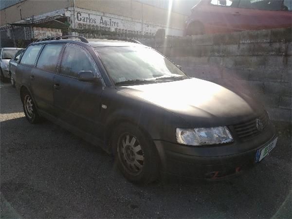 CERRADURA PUERTA TRA. IZDA. Volkswagen Passat 1.9 TDI (3B5) (85 KW) - 11486 / AJM