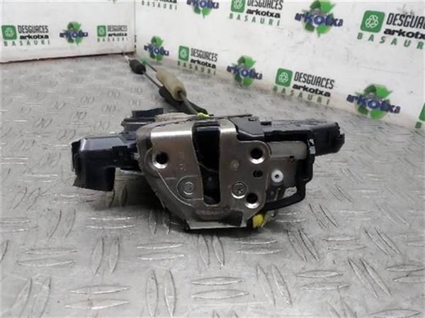 CERRADURA PUERTA DEL. IZDA. Lexus IS 2.2 D IS220D XE2(A) (130 KW) - 12818 / 2ADFHV