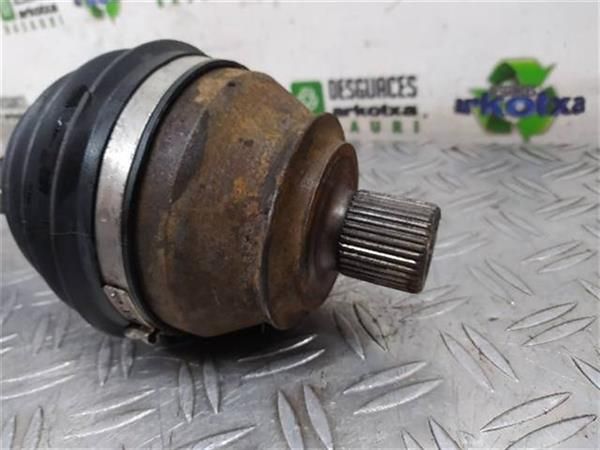 TRANSMISION DEL. DCHA. Volkswagen Transporter 1.9 D T4 (1990 – 2003) (45 KW) - 13104 / 1X 2