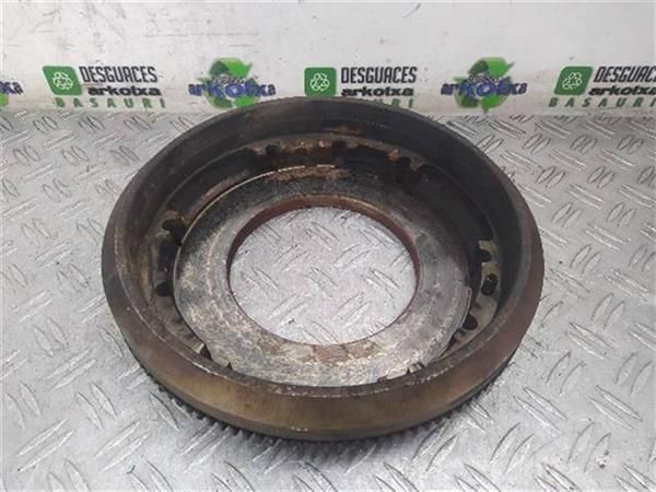 KIT EMBRAGUE COMPLETO Volkswagen Golf 1.6  III (1H1) (1991 - 1998) (74 KW) - 13301 / AEK