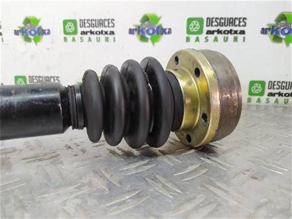 TRANSMISION DEL. DCHA. Volkswagen Golf 1.6  IV (1J1) (1997 - 2003) (74 KW) - 13519 / AKL
