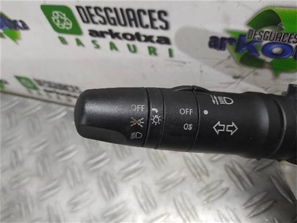 MANDO MULTIFUNCION Nissan Micra 1.2 G (K12E) (2002-2011) (59 KW) - 13798 / CR12