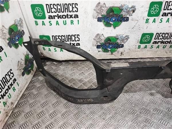 TRAVIESA DEL. SUP. Peugeot Boxer 2.2 HDI II (74 KW) - 14029 / 4HY