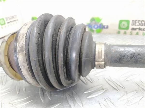 TRANSMISION DEL. IZDA. Volkswagen Polo 1.4  (9N1) (2001 - 2005) (55 KW) - 14068 / BBY