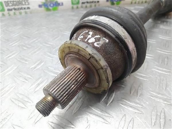 TRANSMISION DEL. IZDA. Volkswagen Polo 1.4  (9N1) (2001 - 2005) (55 KW) - 14068 / BBY
