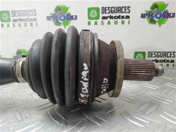 TRANSMISION DEL. DCHA. Seat Ibiza 1.4  (6L1) (2001 - 2009) (55 KW) - 14123 / BBY 2