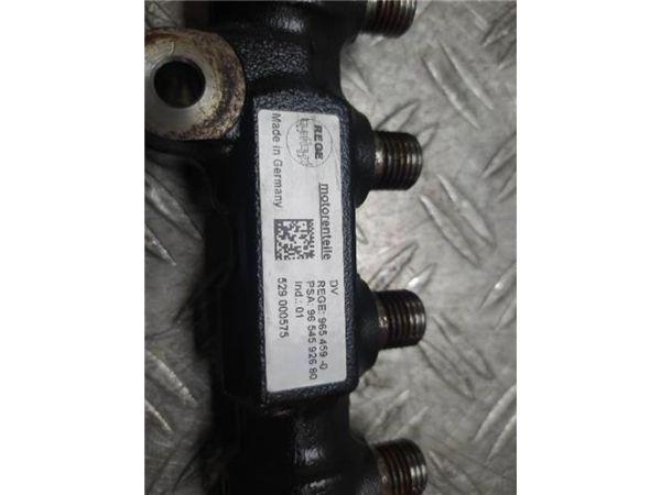 RAMPA INYECTORA Volvo V50 1.6 D (81 KW) - 14703 / D4164T