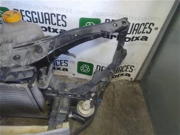 FRENTE DELANTERO Opel Corsa 1.4 G D 90CV (66 KW) - 14829 / Z14XEP