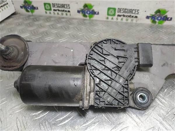 MOTOR LIMPIAPARABRISAS DEL. Kia Carnival 2.9 CRDI (2006-2012) (136 KW) - 14846 / J3