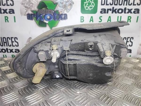 FARO DEL. IZDO. Seat Ibiza 1.9 TDI (6K1) (1999-2002) (66 KW) - 14905 / AGR