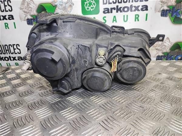 FARO DEL. IZDO. Volkswagen Polo 1.9 SDI (6N2) (1999 - 2002) (47 KW) - 14943 / ASX