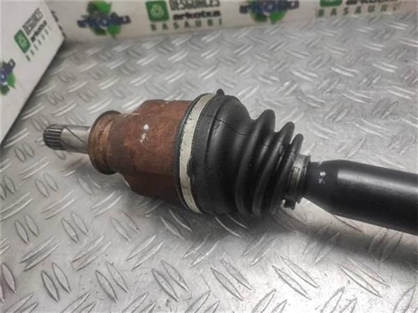 TRANSMISION DEL. DCHA. Opel Corsa 1.3 CDTI D 75CV (55 KW) - 15057 / Z13DTJ