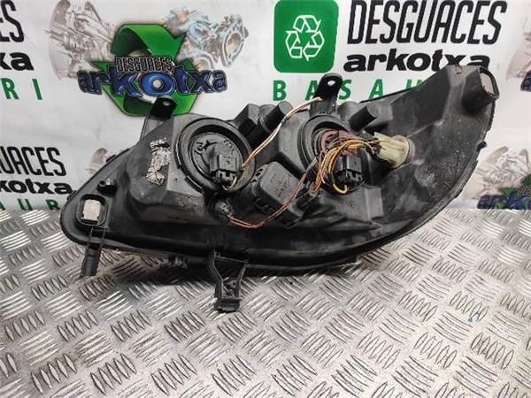 FARO DEL. DCHO Opel Zafira 2.2 DTI A (T98) (1999-2005) (92 KW) - 15501 / Y22DTR
