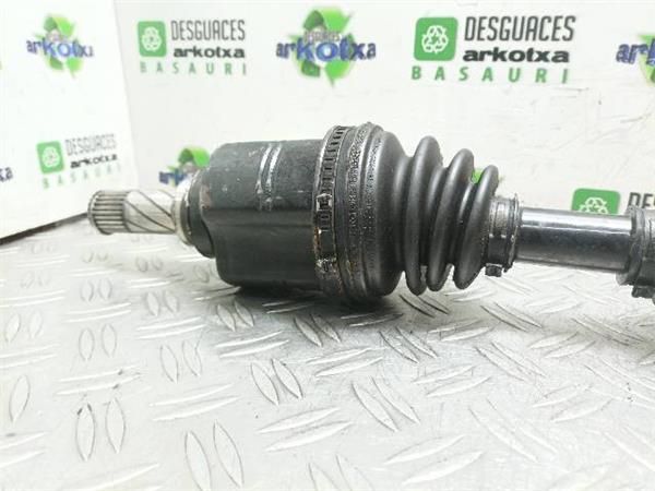 TRANSMISION DEL. IZDA. Nissan Pulsar 1.5 DCI (C13) (2014 - 2018) (81 KW) - 15623 / K9K